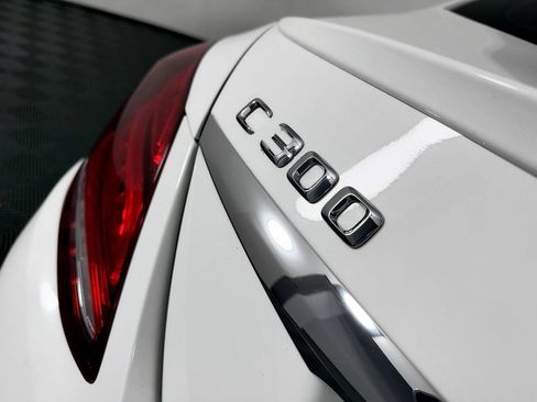 Used 2015 Mercedes-Benz C 300 Sedan image 12