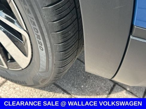 Certified 2026 Volkswagen Atlas SE FWD image 11