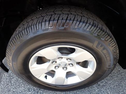 Certified 2019 RAM 1500 Big Horn AWD/4WD image 12