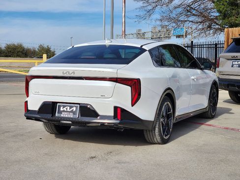 New 2026 Kia K4 GT-Line image 4
