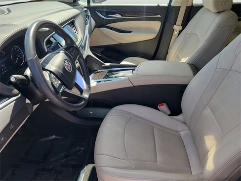 Used 2024 Buick Enclave Essence image 23