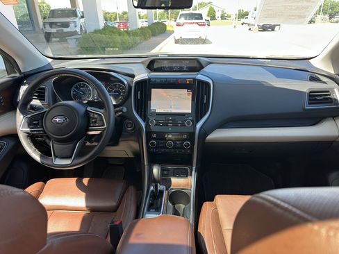 Used 2022 Subaru Ascent Touring AWD/4WD image 12