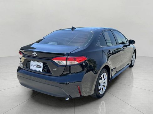 Used 2025 Toyota Corolla LE FWD image 6