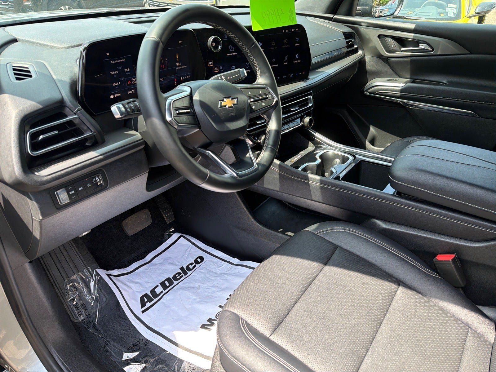 Used 2026 Chevrolet Traverse LT AWD/4WD image 13
