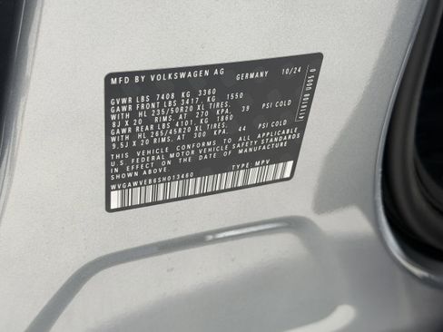 New 2025 Volkswagen ID. Buzz Pro S image 32