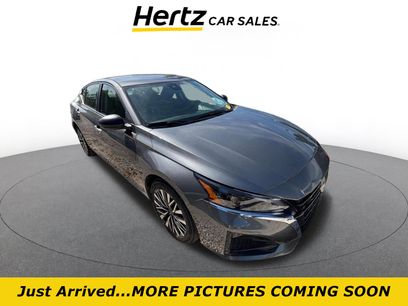 Used 2025 Nissan Altima 2.5 SV