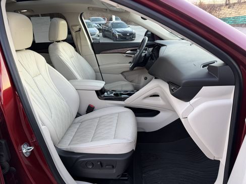 Used 2021 Buick Envision Avenir image 11