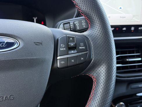 Used 2024 Ford Escape ST-Line w/ Tech Pack #1 image 15