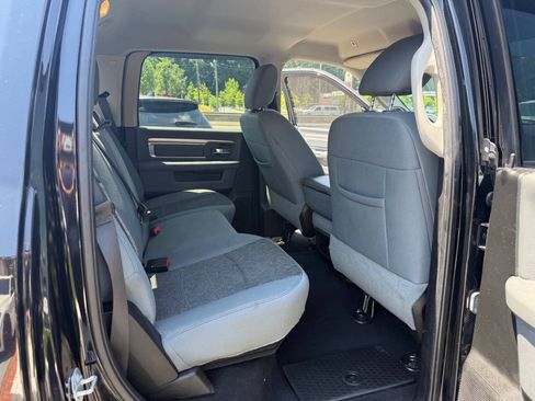 Used 2019 RAM 1500 Big Horn AWD/4WD image 12