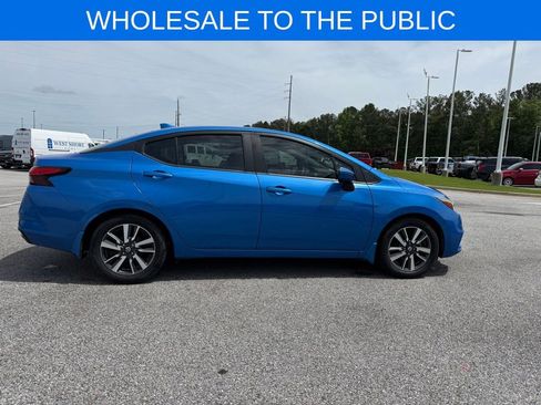 Used 2020 Nissan Versa SV FWD image 6