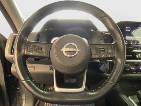 Used 2022 Nissan Pathfinder Platinum w/ Cargo Package AWD/4WD image 27
