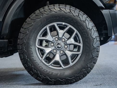 Certified 2025 Ford Bronco Badlands image 21