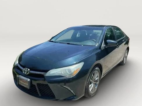 Used 2016 Toyota Camry SE image 7