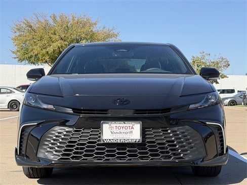 New 2026 Toyota Camry SE image 8