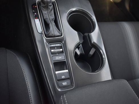 Used 2025 Honda Civic Sport image 11