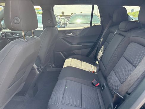 Used 2025 Chevrolet Equinox LT FWD image 22