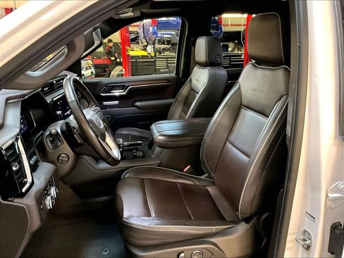Used 2024 GMC Sierra 1500 Denali w/ Denali Reserve Package image 10
