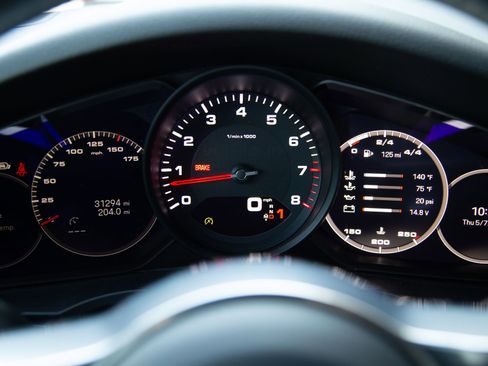 Certified 2023 Porsche Cayenne AWD/4WD image 8
