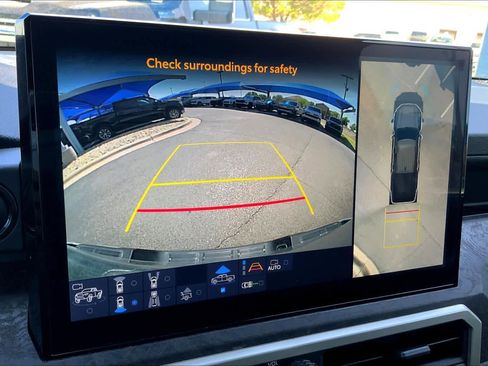 Used 2025 Toyota Tacoma Limited image 27