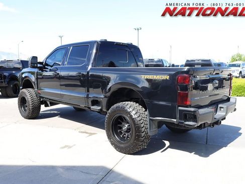 Used 2023 Ford F350 Lariat w/ Lariat Ultimate Package AWD/4WD image 4