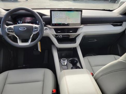 New 2026 Ford Explorer Active image 19