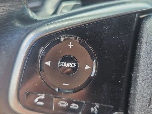 Used 2017 Honda Civic Sport image 5