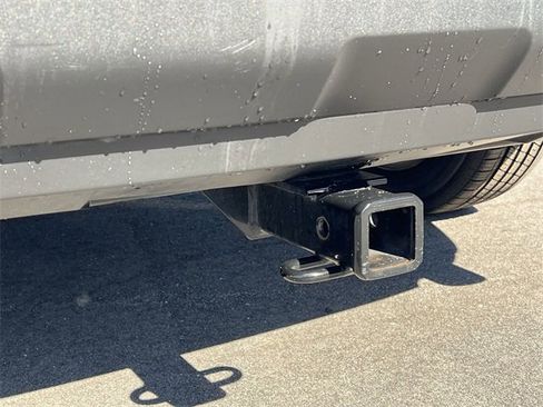 Used 2021 Toyota RAV4 XLE Premium image 38