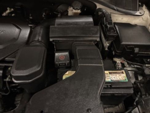 Used 2016 Kia Sorento LX image 19