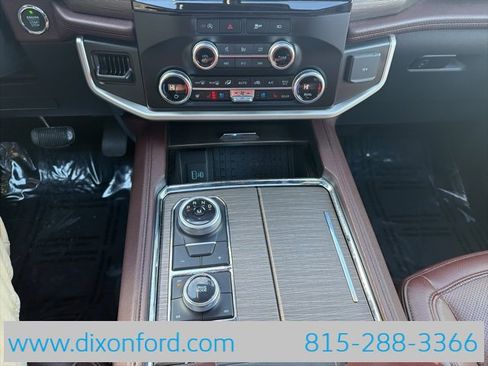 Used 2024 Ford Expedition Max Limited image 13