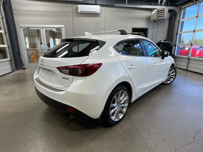 Used 2016 MAZDA MAZDA3 s Grand Touring w/ Technology Package FWD image 5