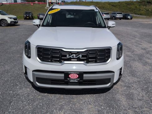 Used 2024 Kia Telluride S w/ S Sunroof Package image 9