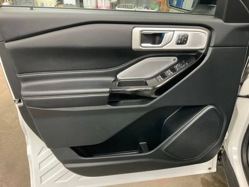 Used 2023 Ford Explorer ST w/ Equipment Group 401A AWD/4WD image 5