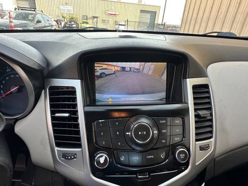 Used 2014 Chevrolet Cruze LT FWD image 13