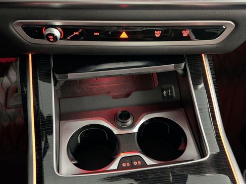 Used 2024 BMW X7 xDrive40i w/ Executive Package image 25