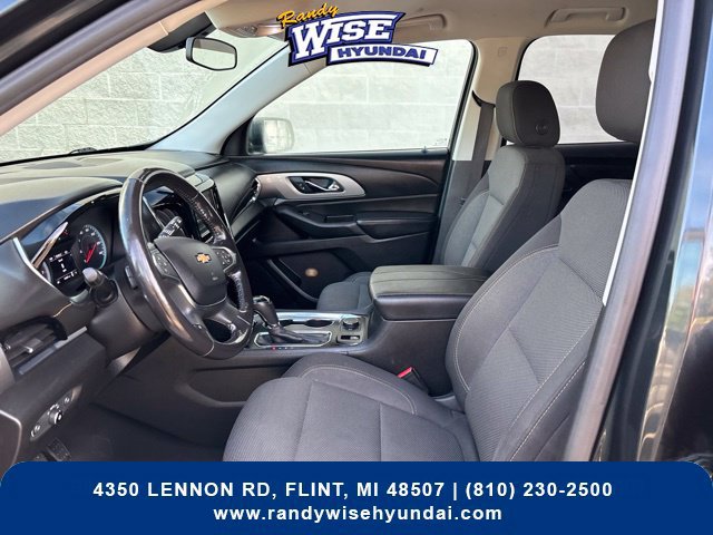 Used 2018 Chevrolet Traverse LT FWD image 12