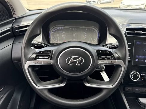 Used 2023 Hyundai Tucson SE FWD image 12
