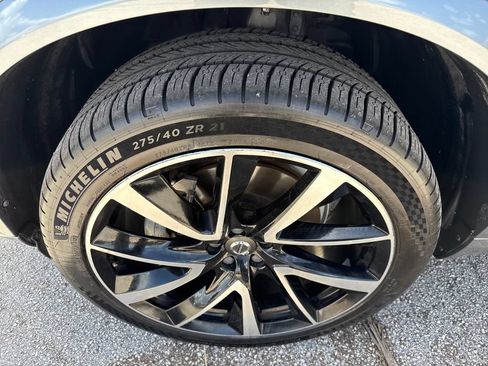 Used 2018 Volvo XC90 T6 Momentum w/ Convenience Package AWD/4WD image 12