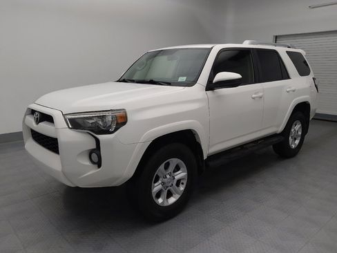 Used 2018 Toyota 4Runner SR5 image 2