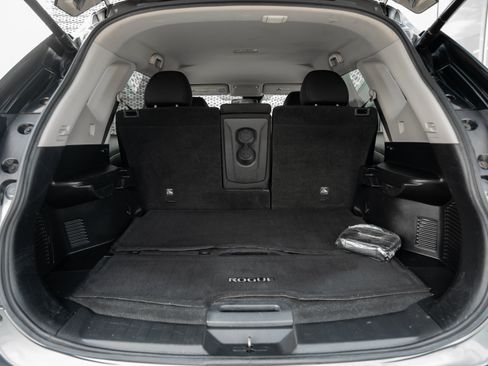 Used 2019 Nissan Rogue SV AWD/4WD image 22