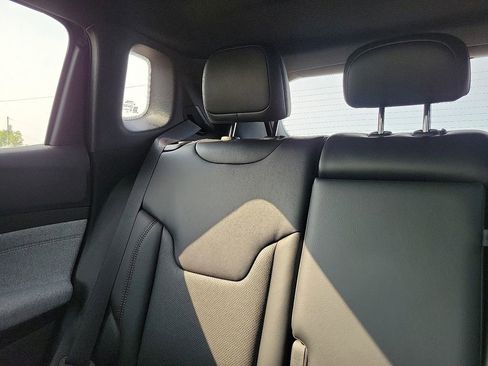 New 2023 Jeep Compass Latitude w/ Sun and Sound Group image 13