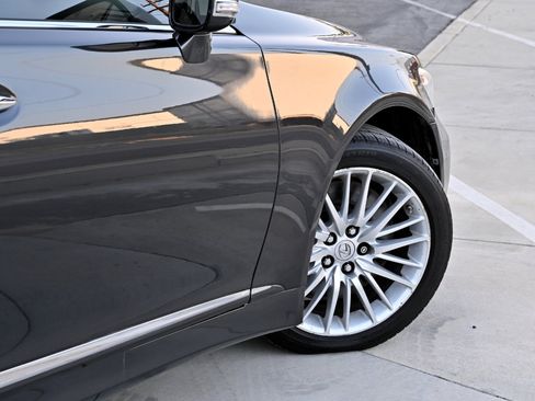 Used 2011 Lexus LS 460 w/ Sport Pkg RWD image 30