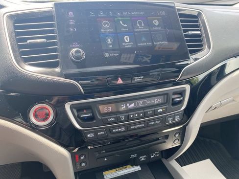 Used 2022 Honda Pilot Elite image 34