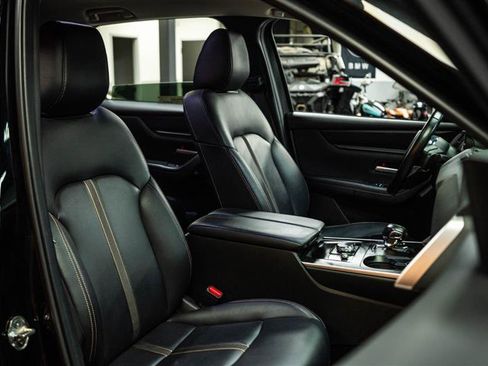 Used 2024 MAZDA CX-90 3.3 Turbo w/ Select Package image 16