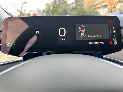 New 2025 Volvo EX90 Plus w/ Protection Package Premier image 26