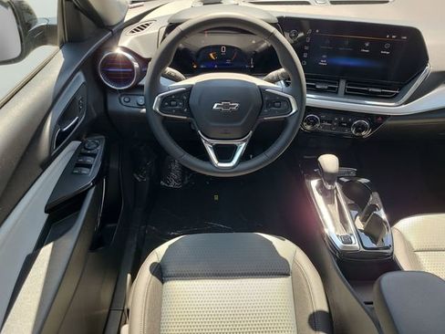 New 2026 Chevrolet Trax LT w/ Midnight Edition image 14