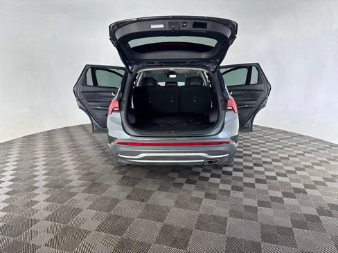 Used 2022 Hyundai Santa Fe SEL w/ Convenience + Premium Package FWD image 18