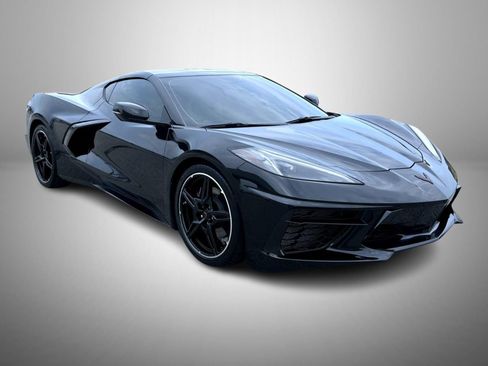 Certified 2022 Chevrolet Corvette Stingray Coupe w/ 1LT RWD image 3