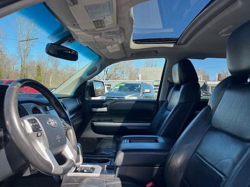 Used 2014 Toyota Tundra Limited w/ Limited Premium Package image 6
