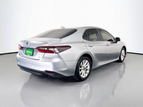 Used 2024 Toyota Camry LE FWD image 10