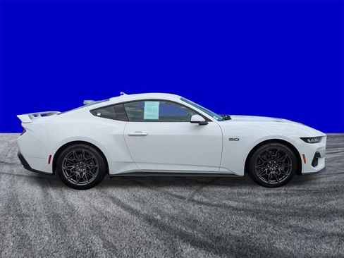 Used 2024 Ford Mustang GT Premium w/ GT Performance Package RWD image 3